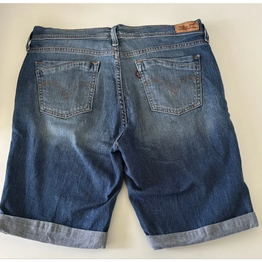 Levi’s Denim Bermuda Stretch Shorts Womens 10 Medium Wash Cuffed Mid Rise